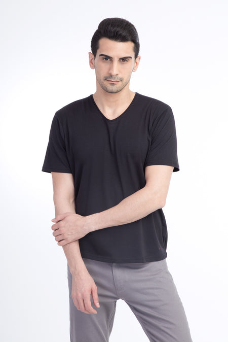 Siyah V Yaka Regular Fit T-shirt