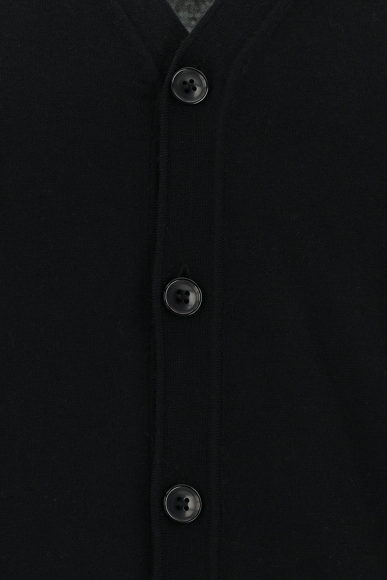 Siyah Yün Triko Hırka