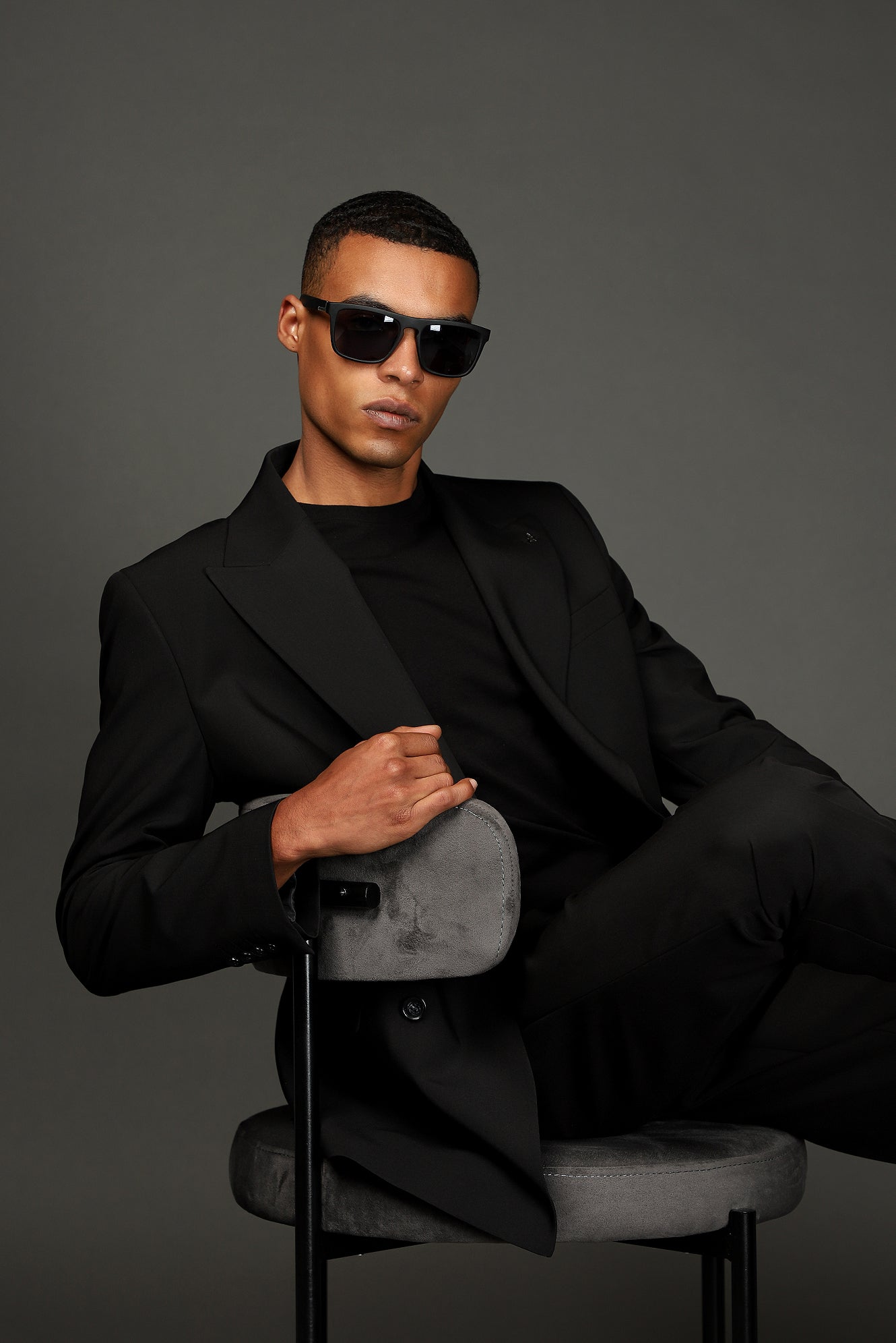 Siyah Oversize Ekstra Rahat Kalıp Kruvaze Takım Elbise