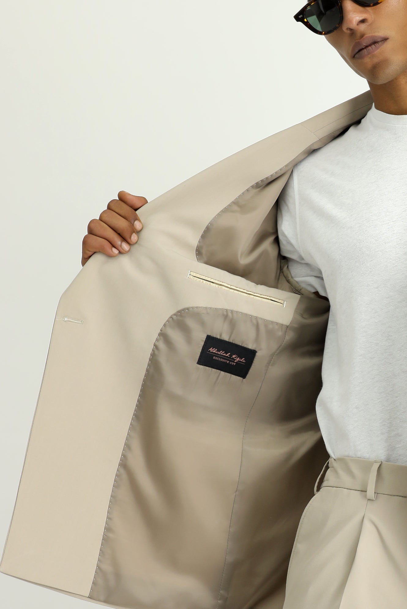 Orta Bej Oversize Ekstra Rahat Kalıp Kruvaze Takım Elbise