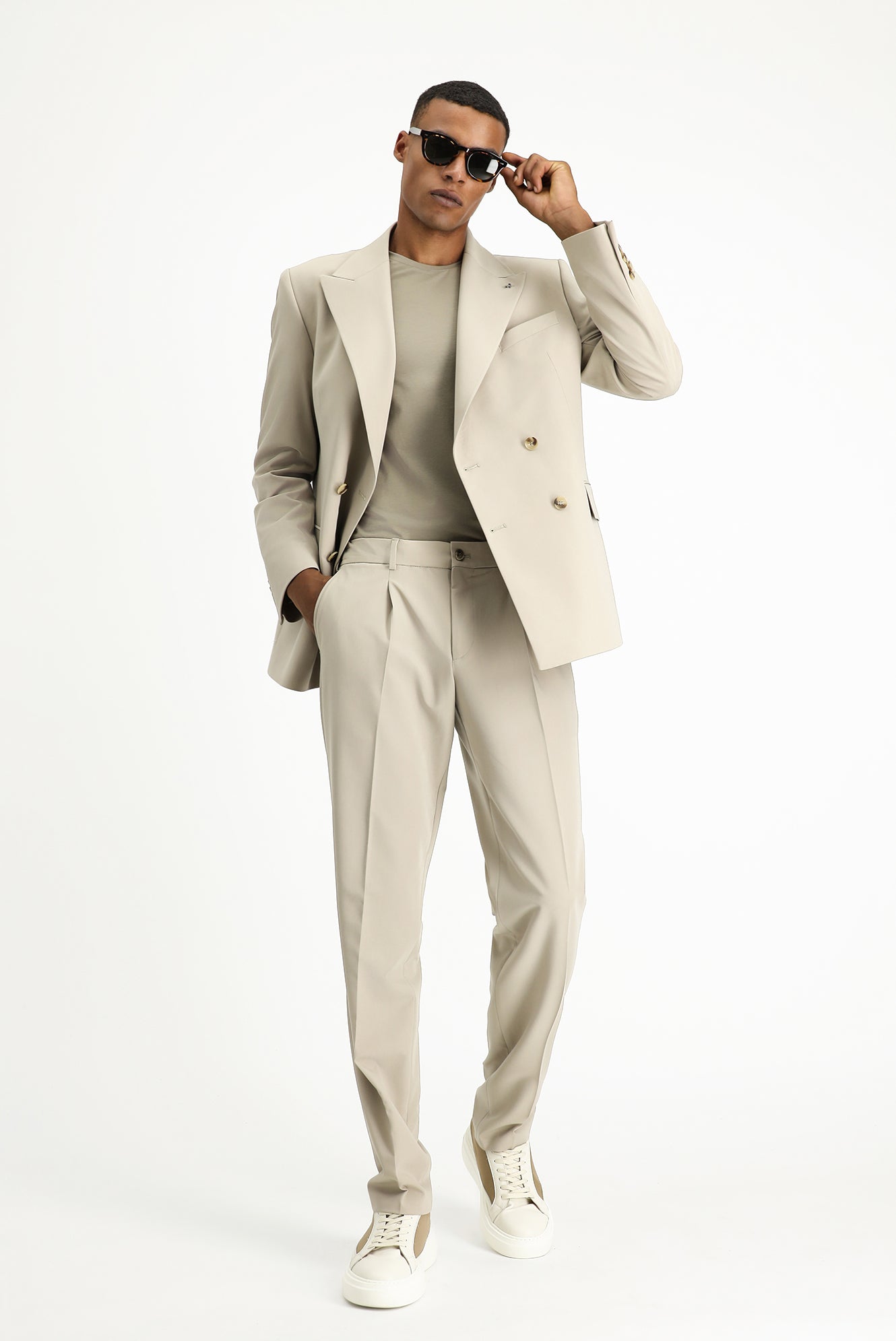 Orta Bej Oversize Ekstra Rahat Kalıp Kruvaze Takım Elbise