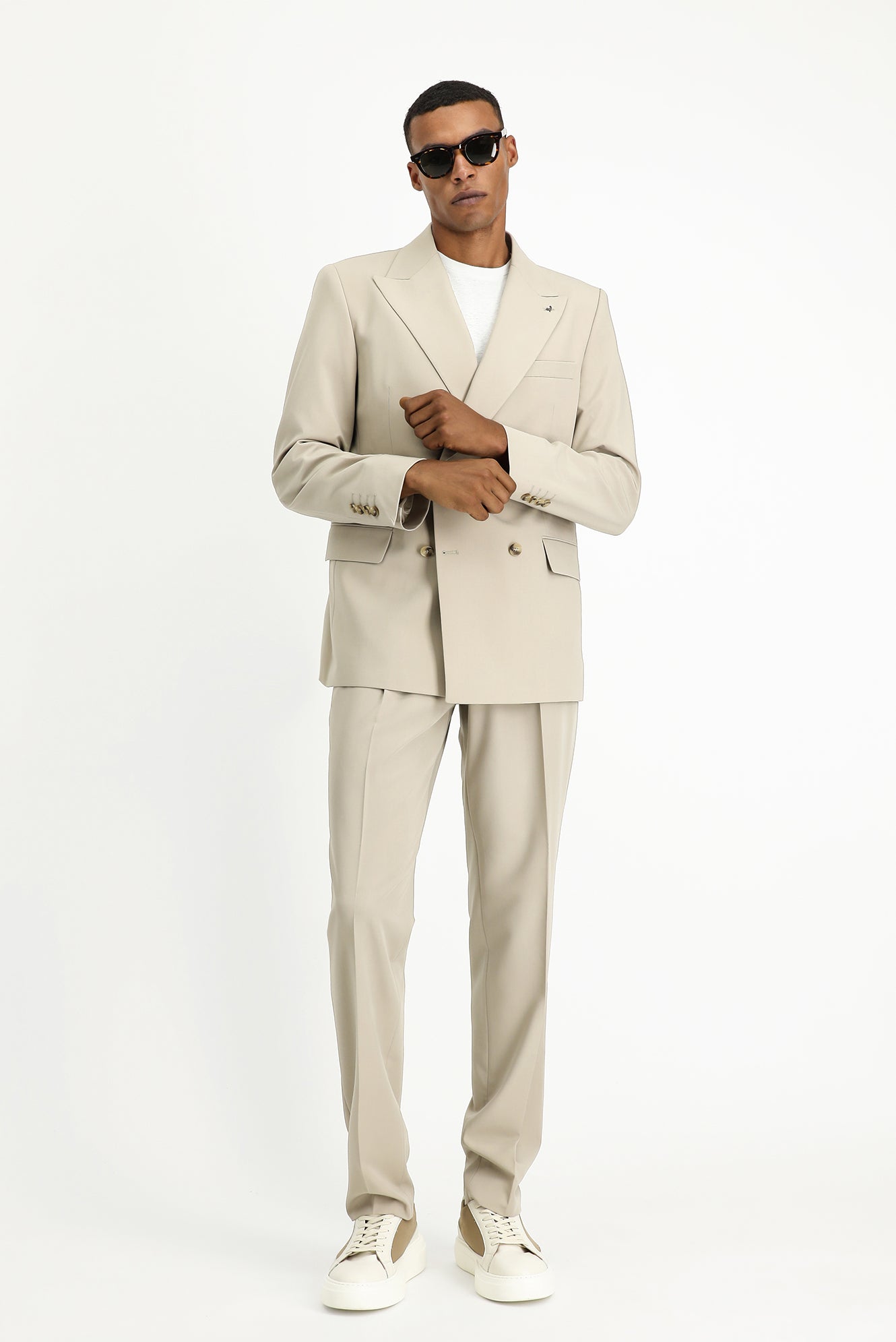 Orta Bej Oversize Ekstra Rahat Kalıp Kruvaze Takım Elbise