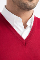 Kırmızı V Yaka Regular Fit Yünlü Süveter