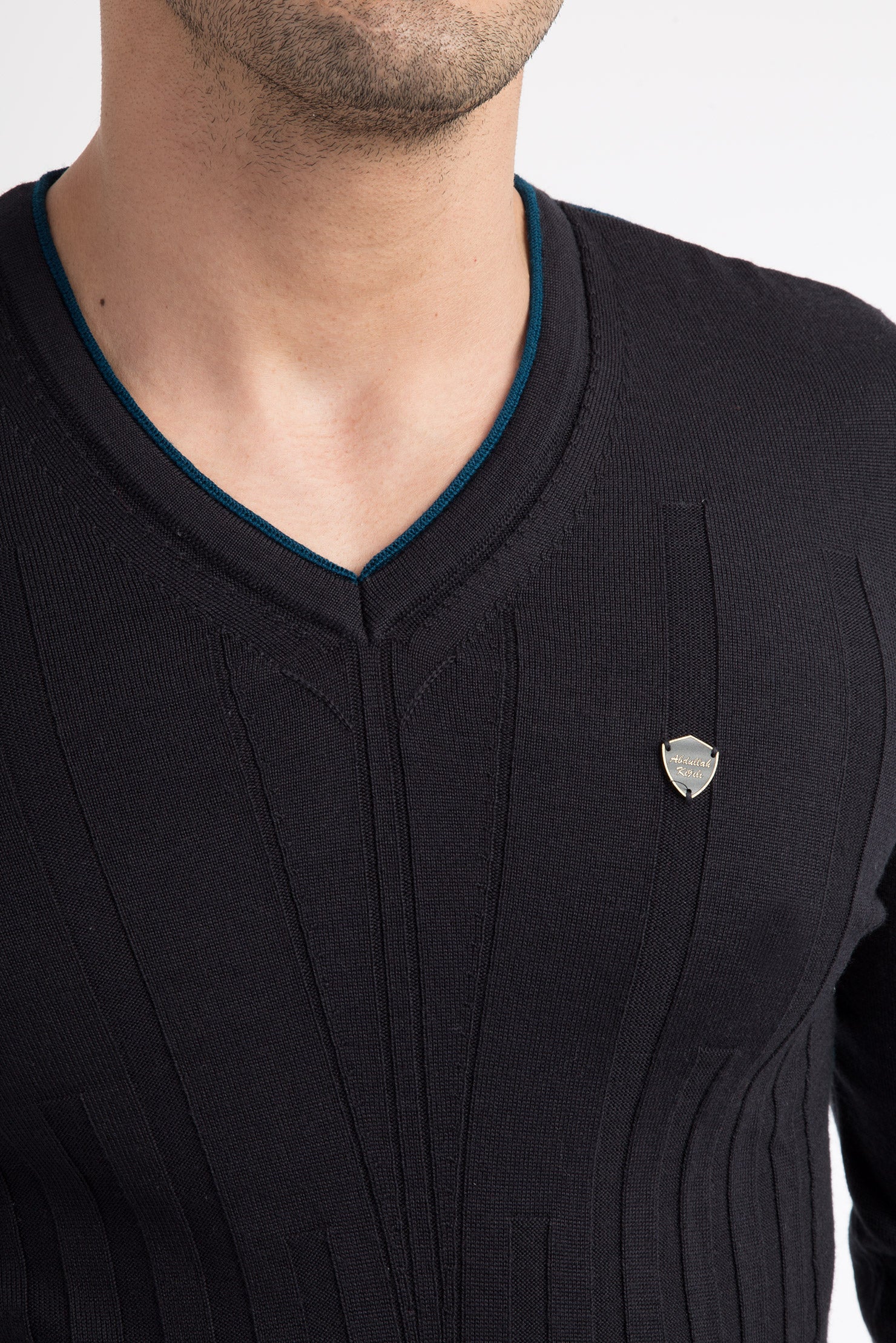 Lacivert V Yaka Slim Fit Dar Kesim Yünlü Triko Kazak
