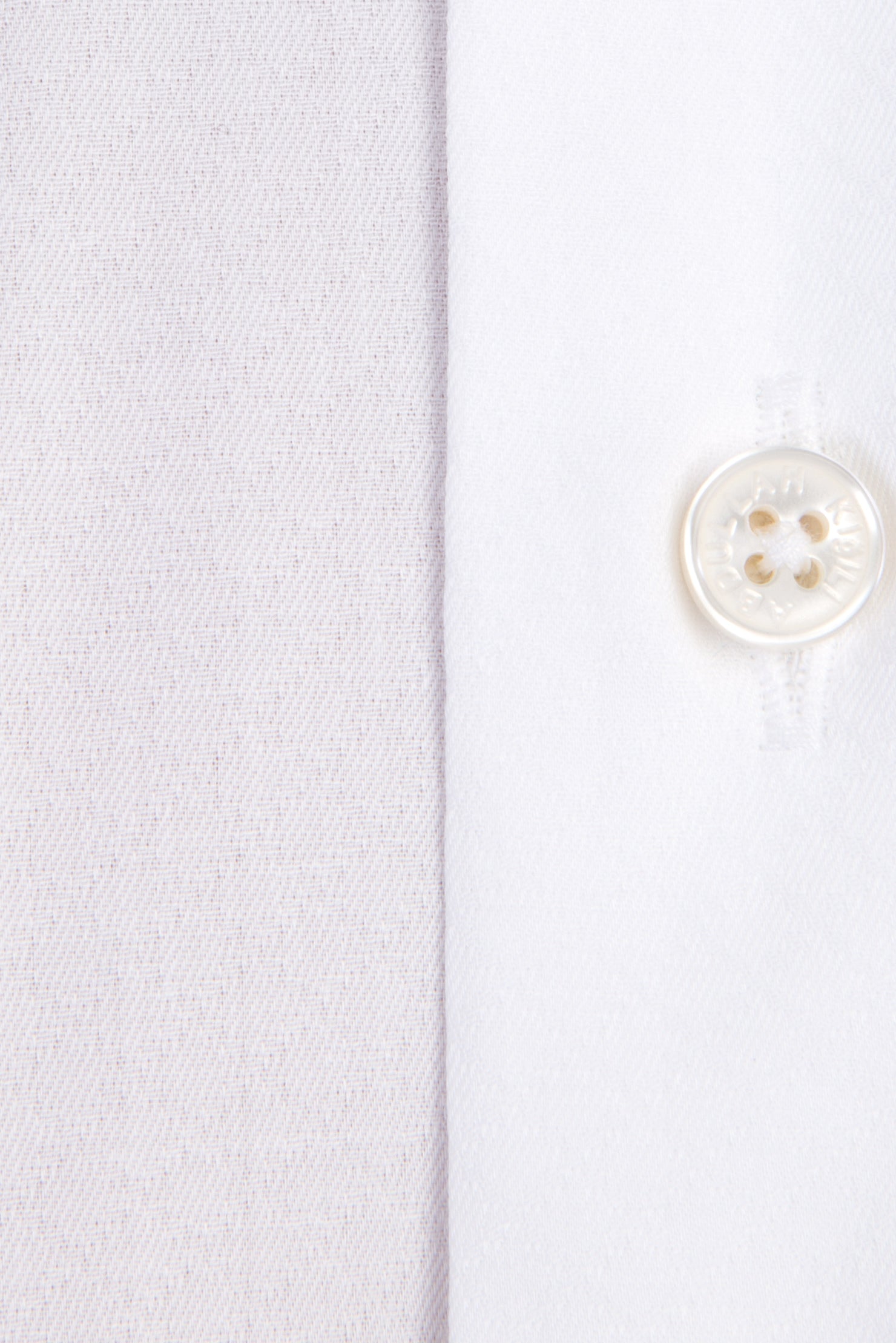 Beyaz Ak Bgt Armürlü Gömlek