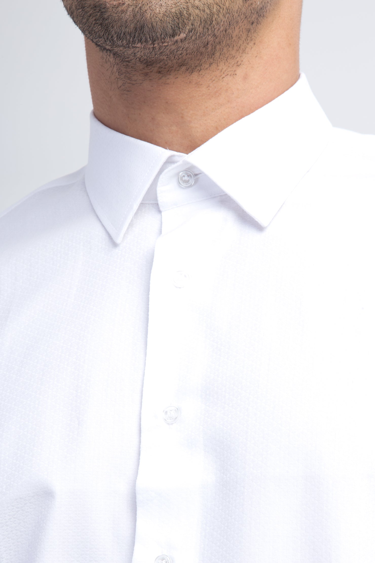 Beyaz Ak Pn Armürlü Cpsz Gömlek