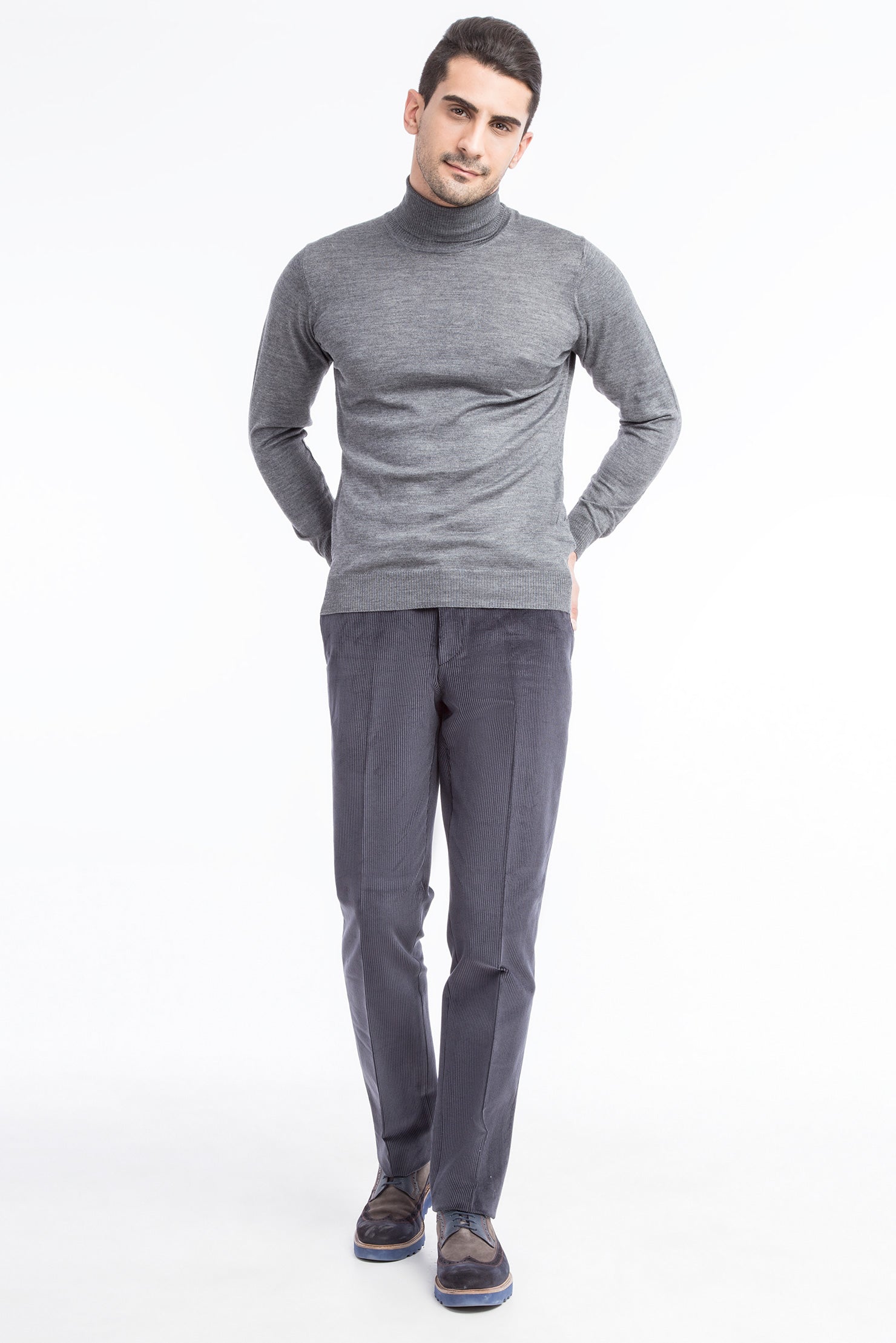 Füme Gri Regular Fit Likralı Kadife Pantolon