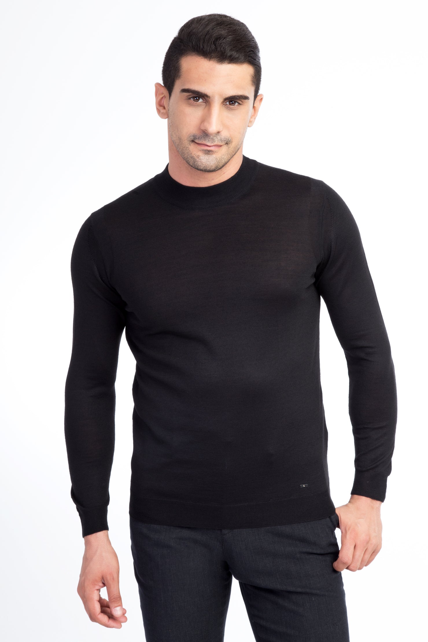 Siyah Yarım Balıkçı Yaka Regular Fit Yünlü Triko Kazak