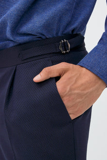 Koyu Lacivert Slim Fit Dar Kesim Yünlü Tokalı Pileli Klasik Kumaş Pantolon