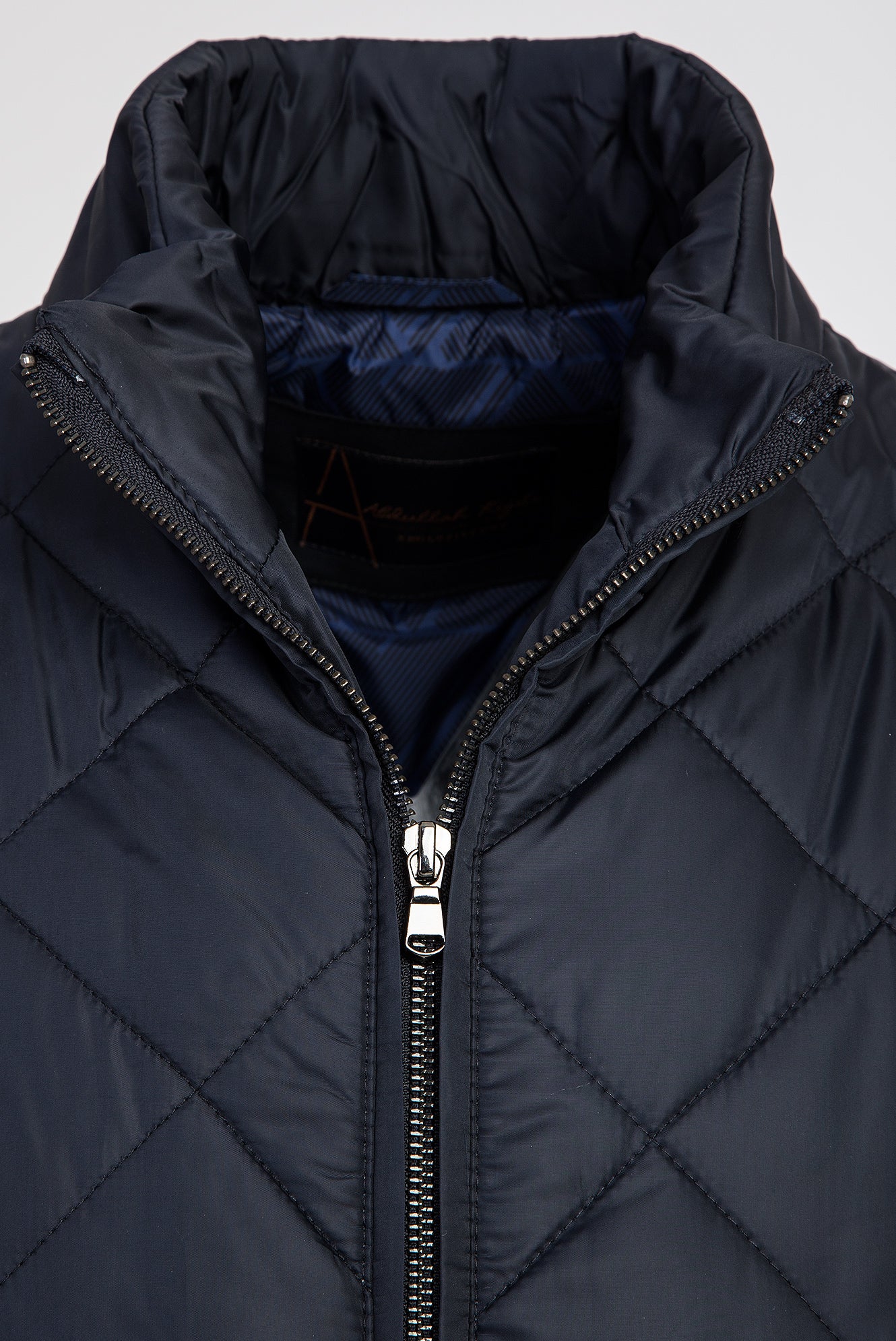 Koyu Lacivert Spor Mont