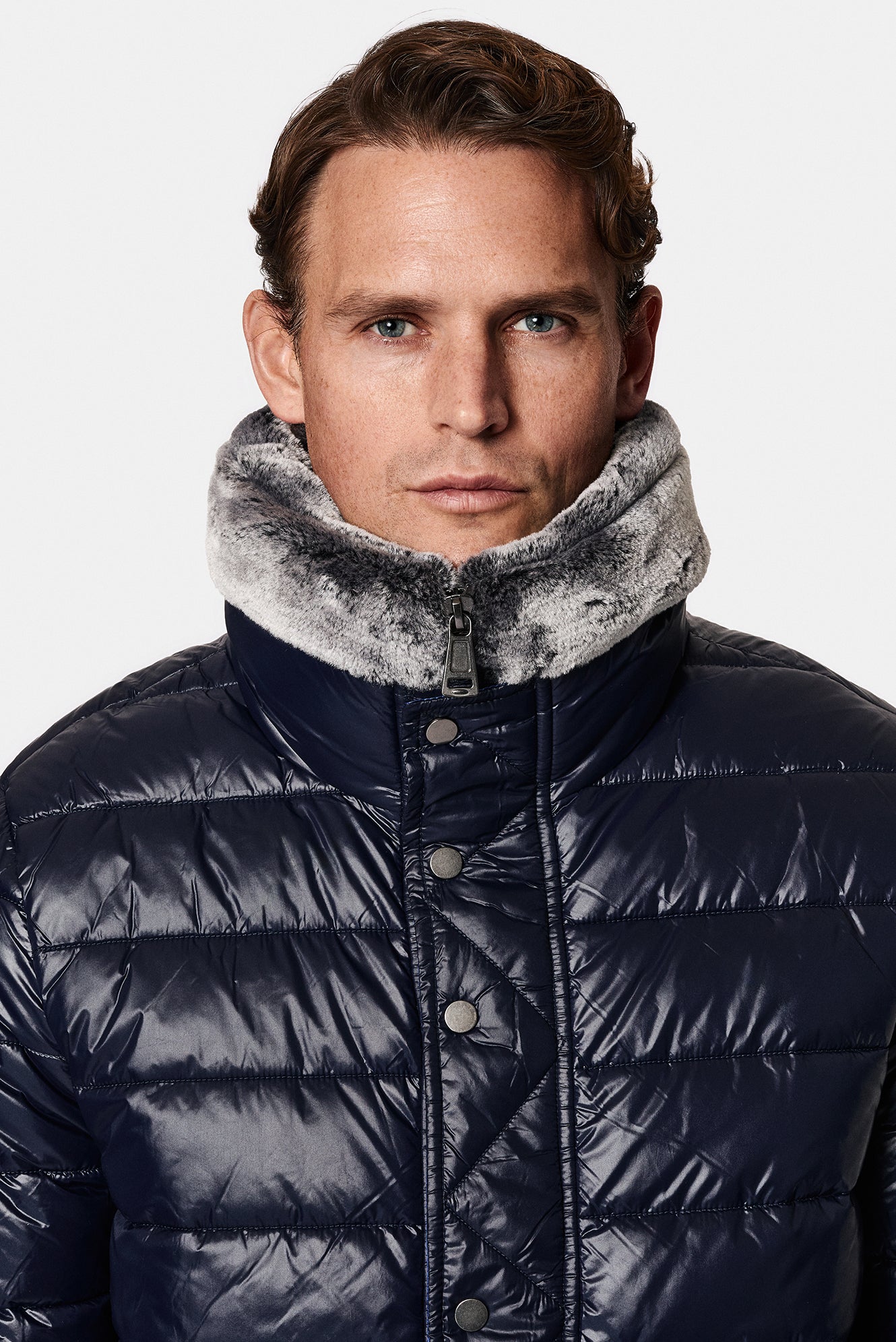 Koyu Lacivert Dik Yaka Kürklü Fermuarlı Cepli Şişme Mont