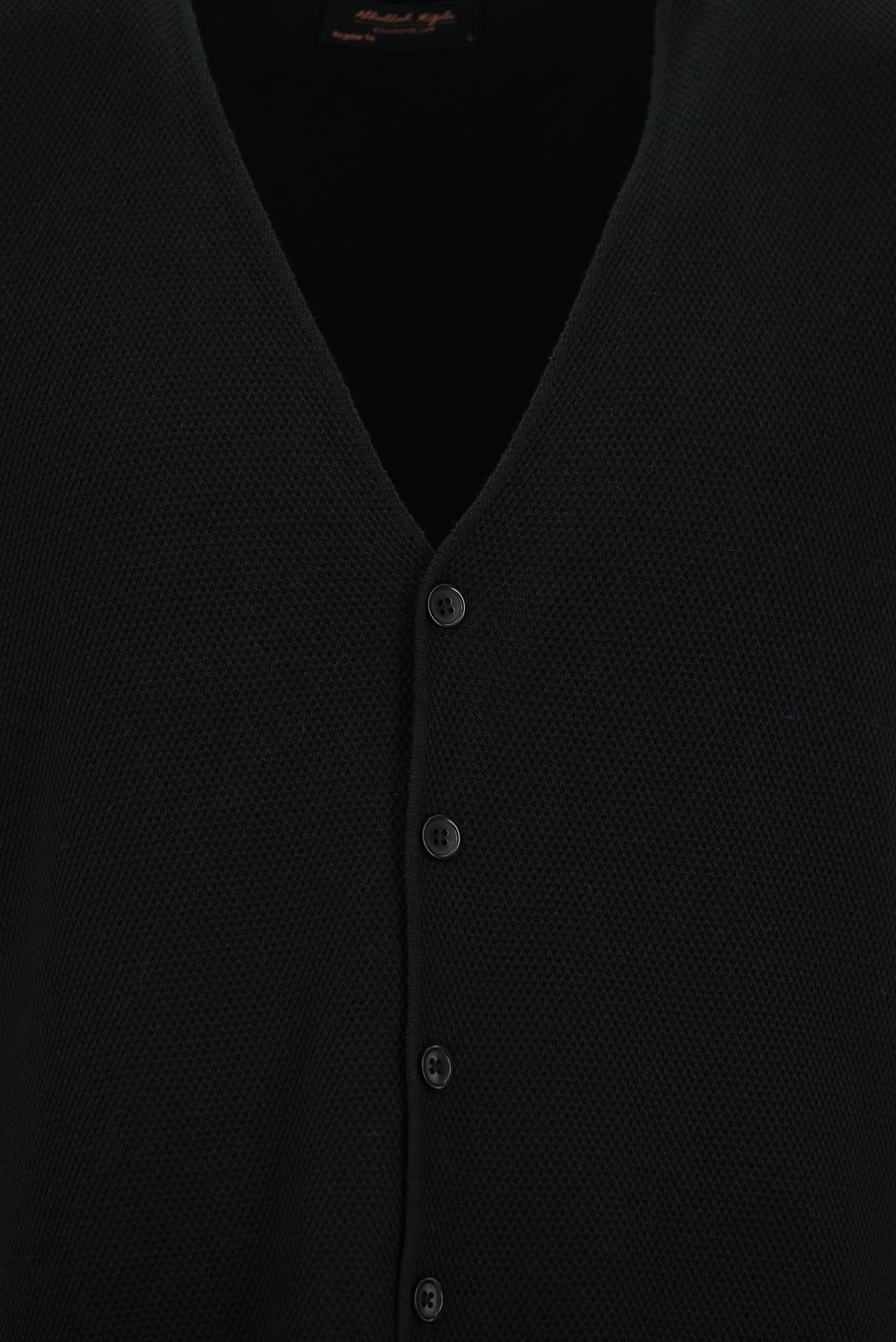 Siyah Desenli Yünlü Triko Yelek