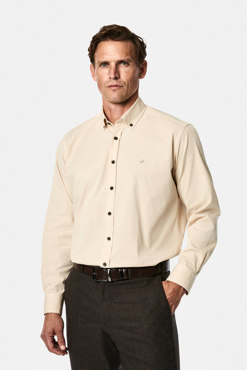 Açık Bej Uzun Kol Regular Fit Düğmeli Yaka %100 Pamuk Nakışlı Yıkamalı Gömlek