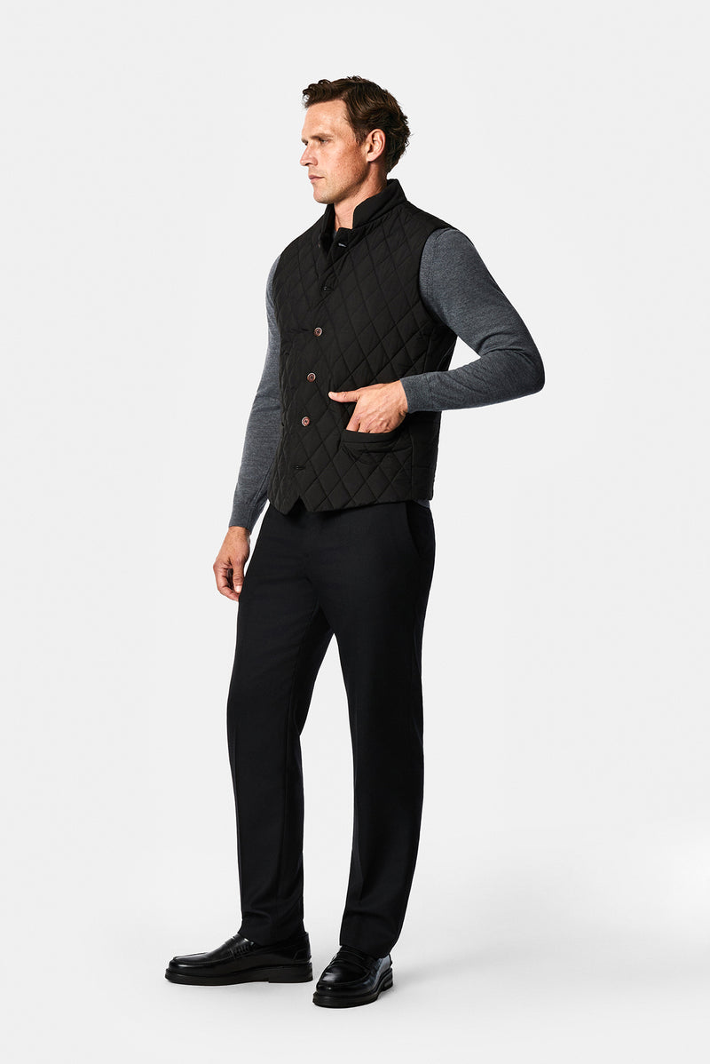 Siyah Regular Fit Dik Yaka Polyester Kapitone Spor Yelek