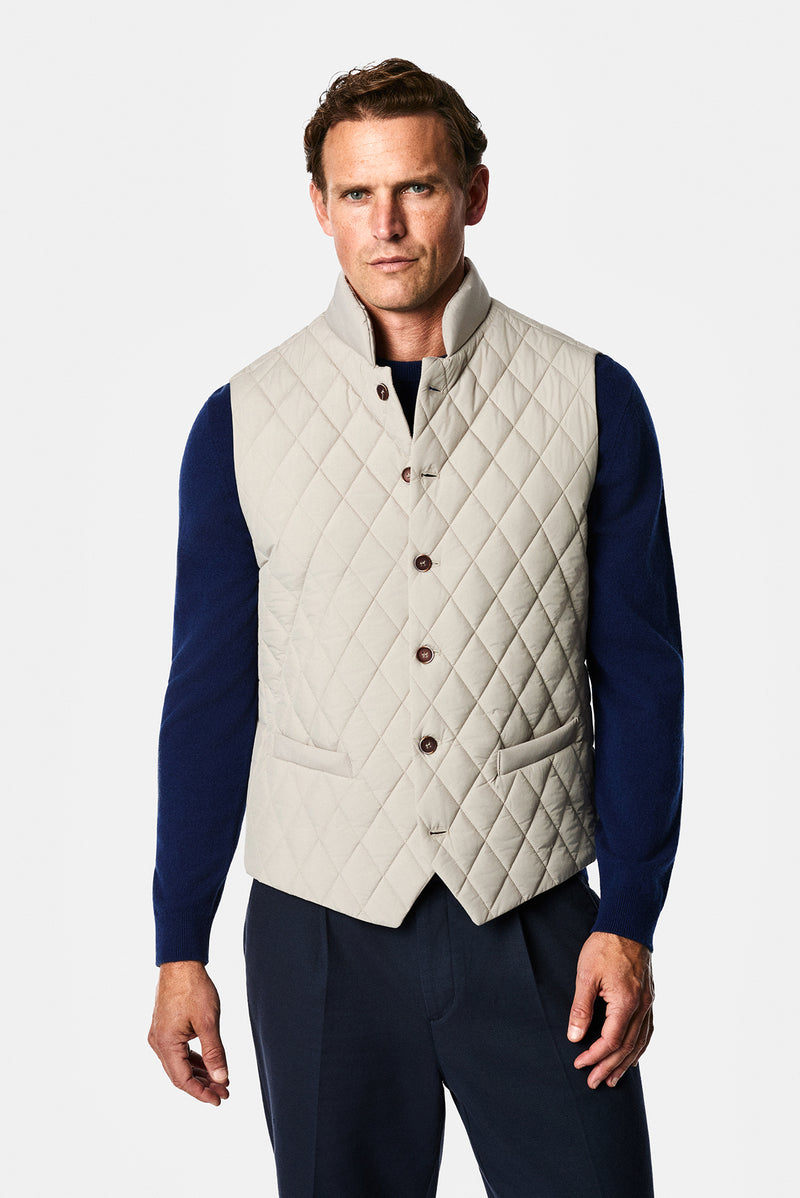 Taş Regular Fit Dik Yaka Polyester Kapitone Spor Yelek