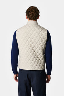 Taş Regular Fit Dik Yaka Polyester Kapitone Spor Yelek