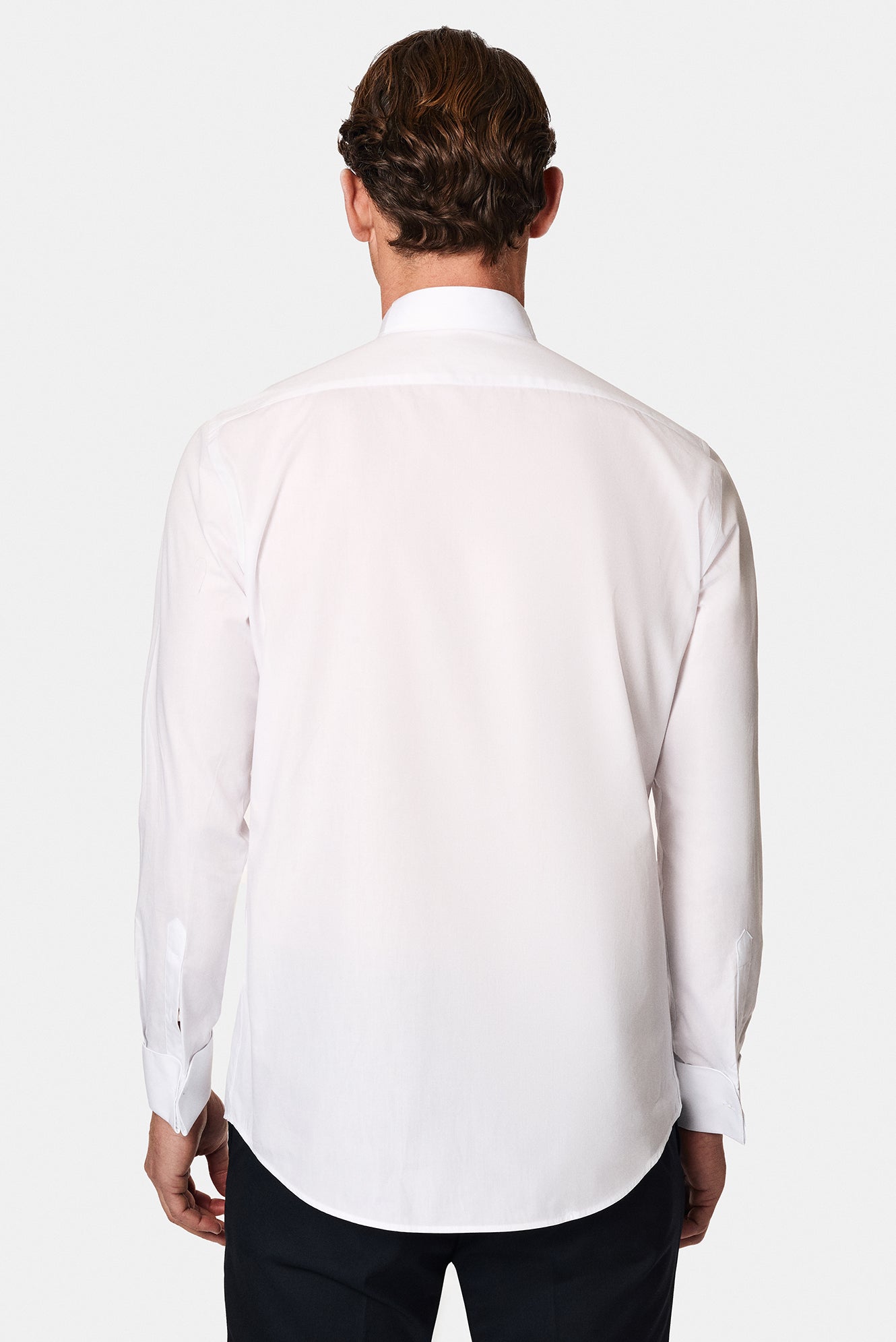 Beyaz Ata Yaka Slim Fit Dar Kesim Pamuk Manşetli Gömlek