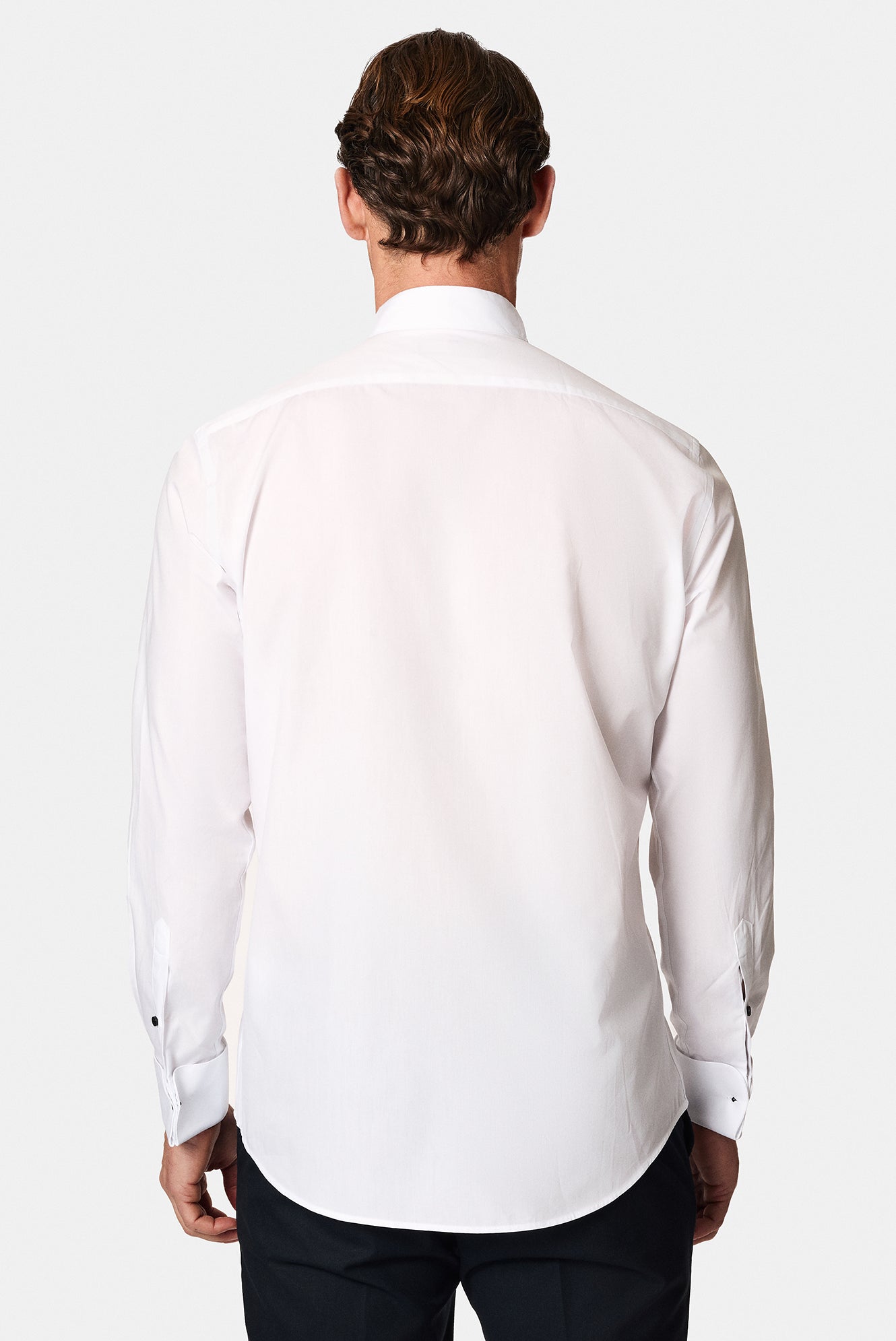 Beyaz Slim Fit Dar Kesim Pamuk Ata Yaka Gömlek