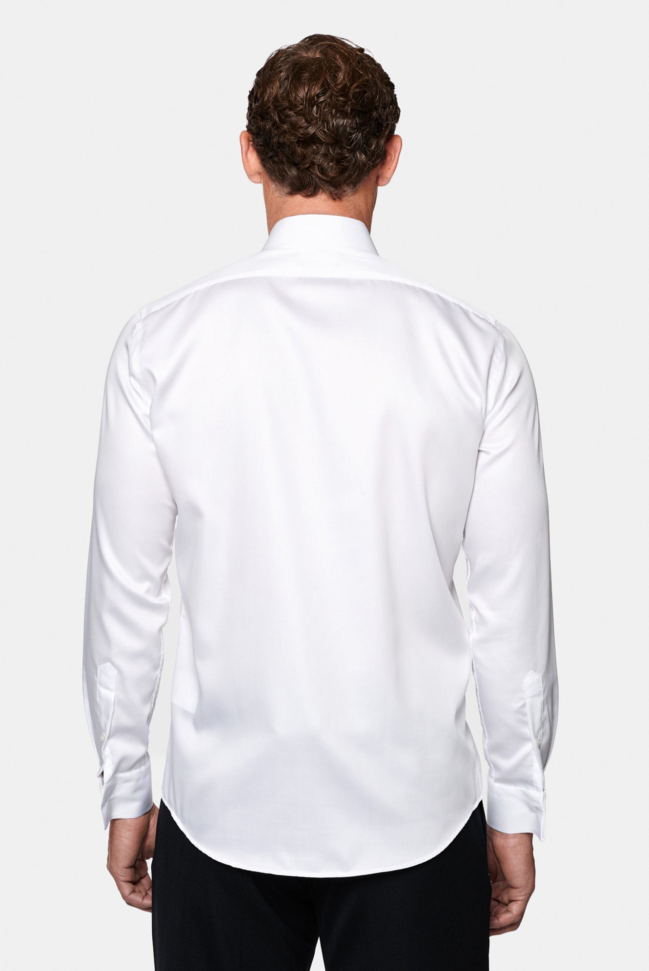 Beyaz Ata Yaka Slim Fit Dar Kesim %100 Pamuk Piliseli Gömlek