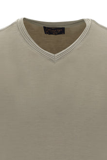 Orta Vizon V Yaka Slim Fit Dar Kesim T-shirt