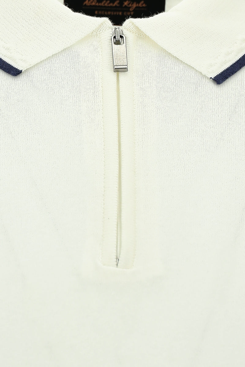 Kırık Beyaz Slim Fit Dar Kesim Fermuarlı Desenli Nakışlı Pamuklu Polo Yaka T-shirt