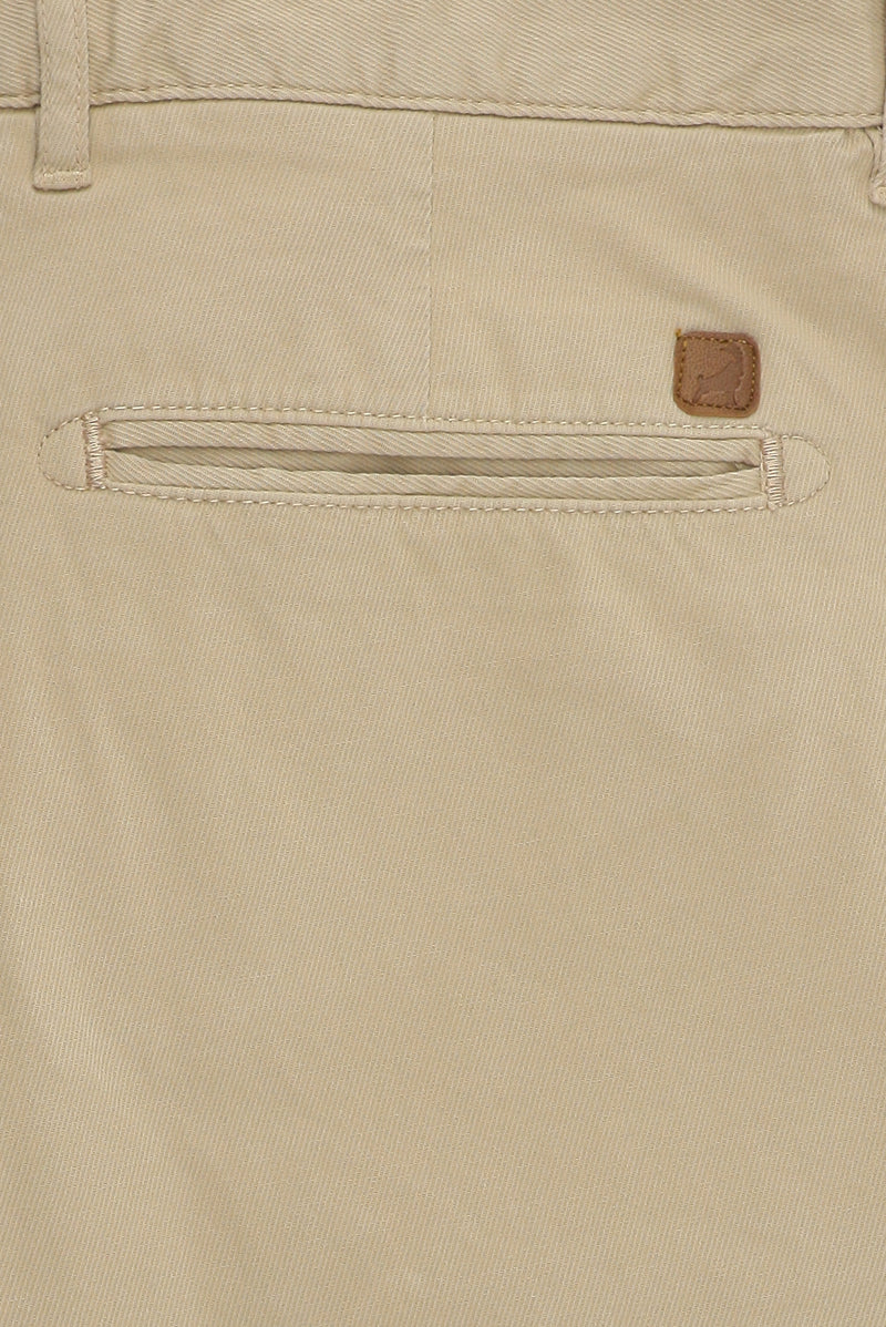 Açık Bej Regular Fit Likralı Bermuda Şort