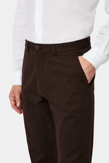 Orta Kahve Regular Fit Standart Kesim Yan Cepli Pamuklu Likralı Kanvas / Chino Pantolon