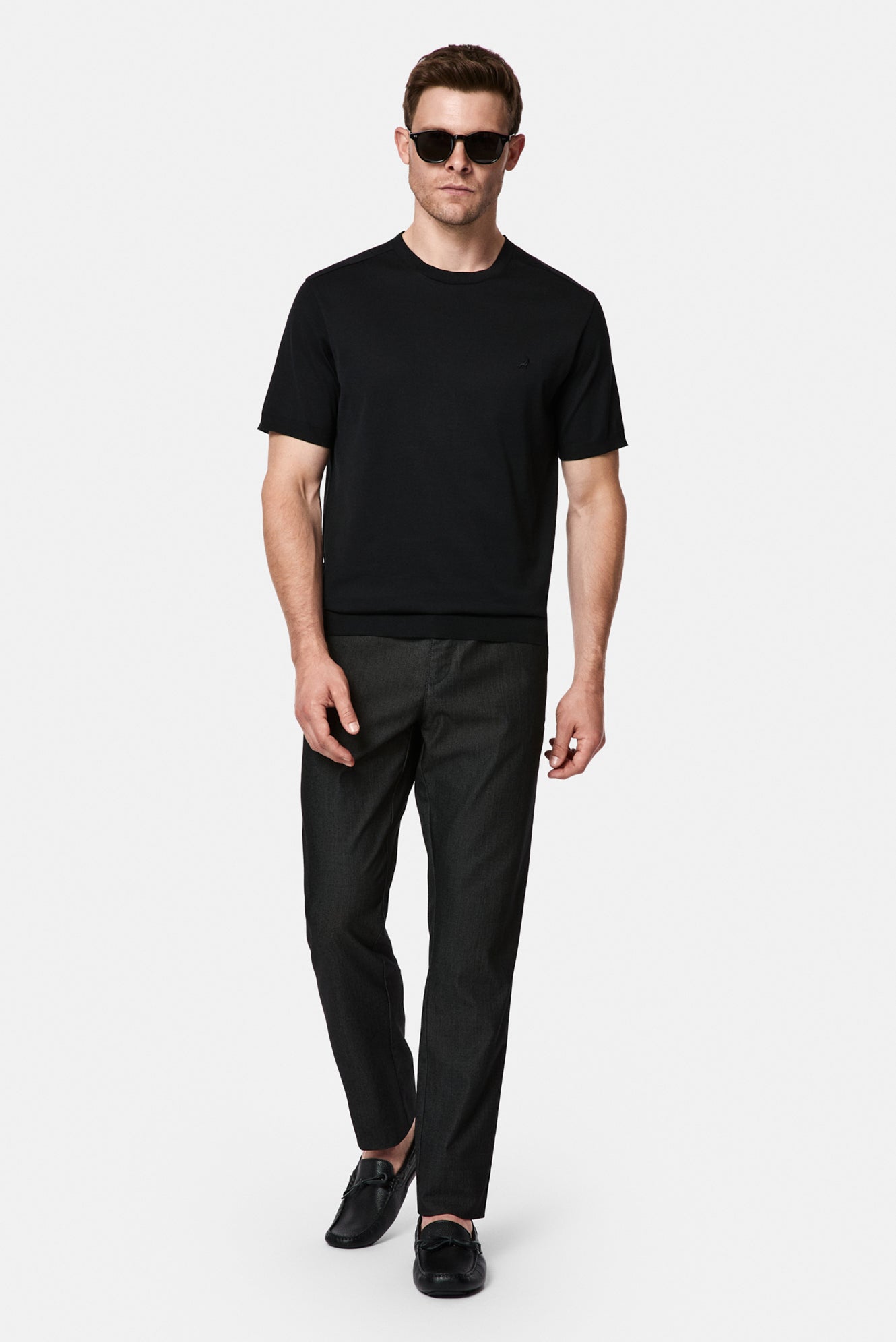 Siyah Regular Fit Bisiklet Yaka Nakışlı %100 Pamuk Merserize T-shirt