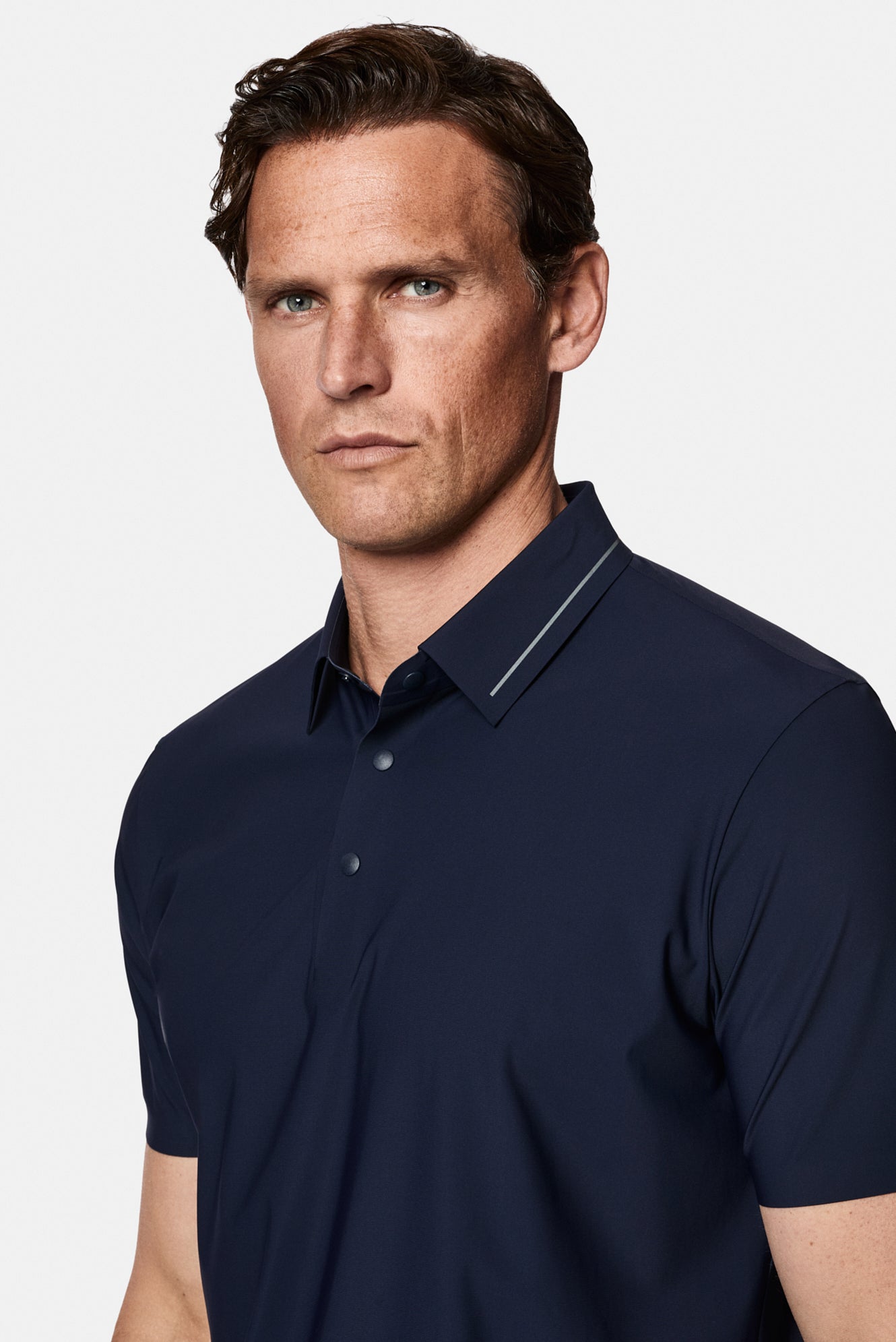 Orta Lacivert Çıtçıtlı Polo Yaka Regular Fit Esnek İz Yapmayan Dikişsiz T-shirt