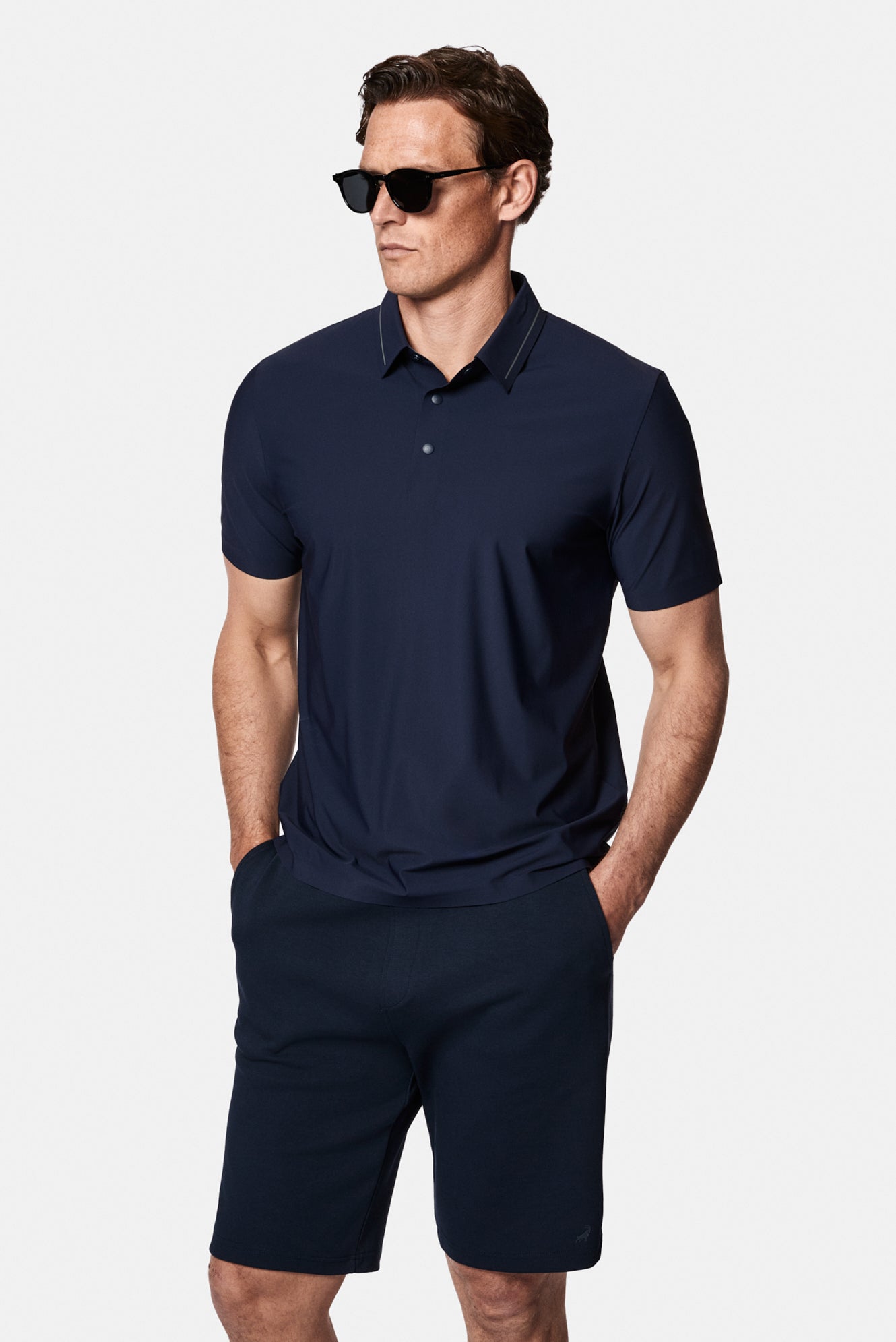Orta Lacivert Çıtçıtlı Polo Yaka Regular Fit Esnek İz Yapmayan Dikişsiz T-shirt