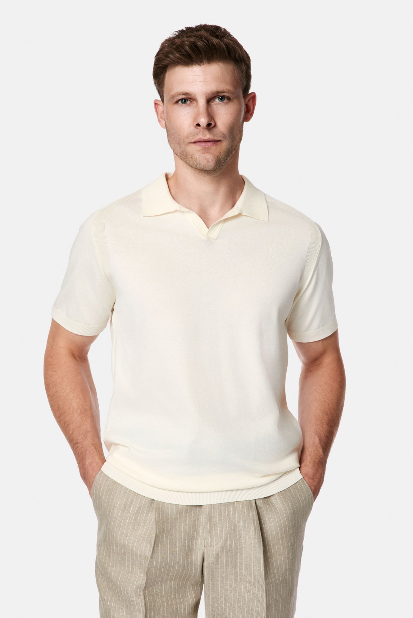 Kırık Beyaz Regular Fit Polo Yaka Örme T-shirt