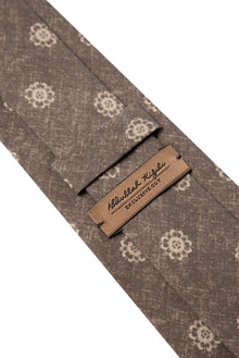 Koyu Kahve Desenli İpek Kravat