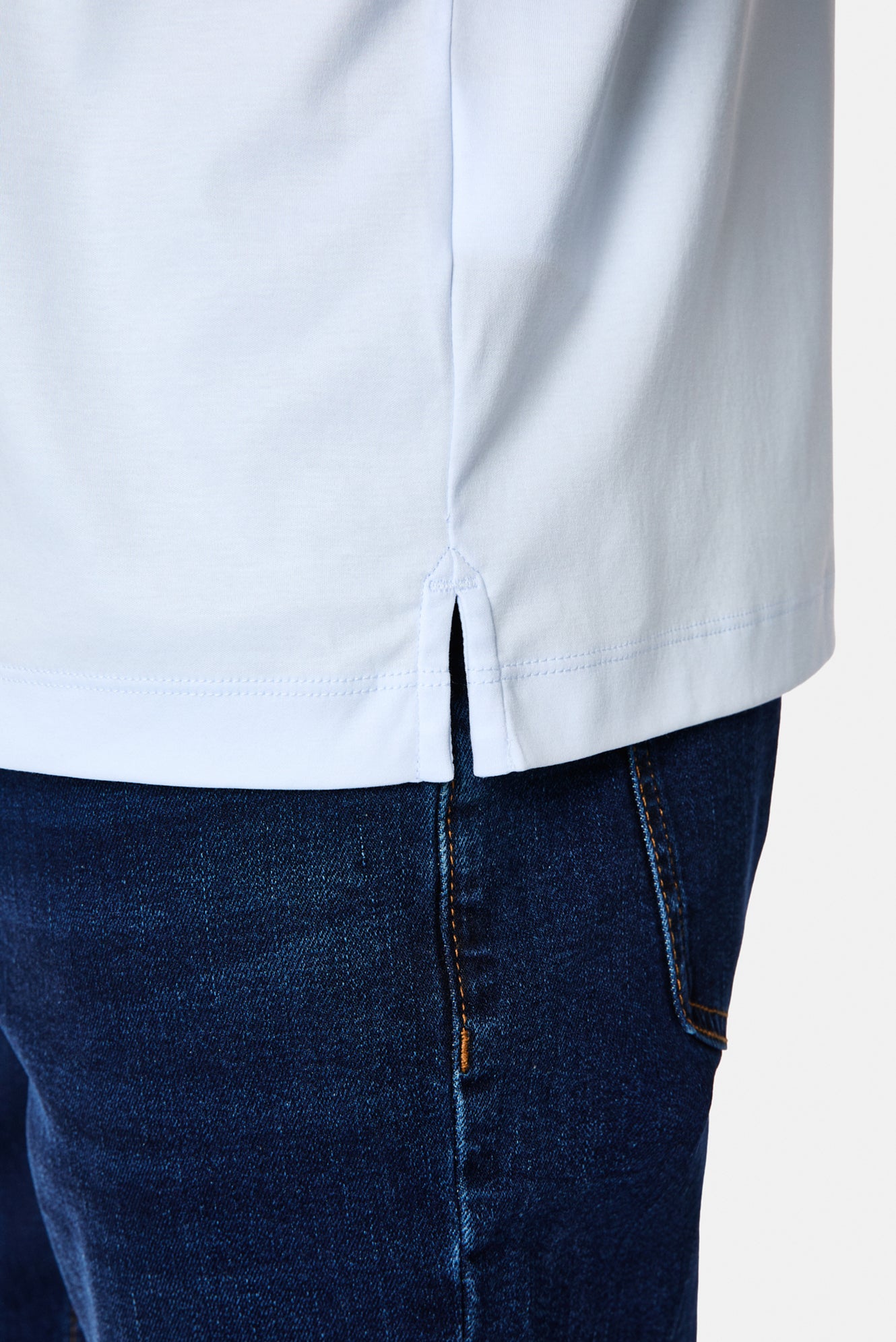 Açık Mavi Bisiklet Yaka Regular Fit Nakışlı %100 Pamuk Basic T-shirt