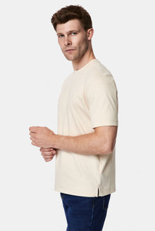 Açık Bej Bisiklet Yaka Regular Fit Nakışlı %100 Pamuk Basic T-shirt