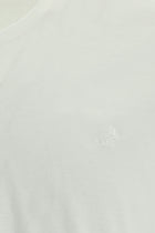 Beyaz V Yaka Regular Fit Nakışlı Merserize Pamuk T-shirt